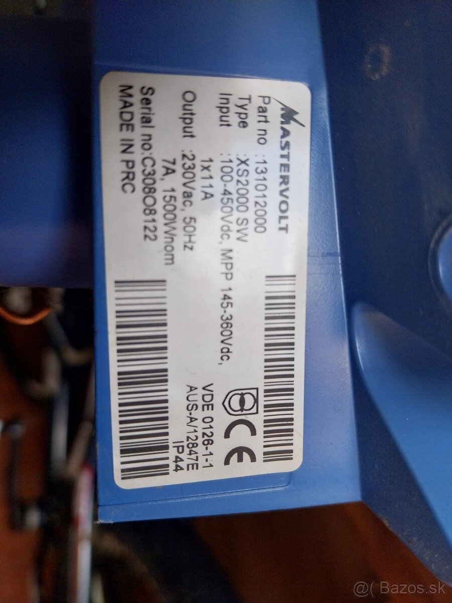 Predám solárny nvertor MASTERVOLT - 2
