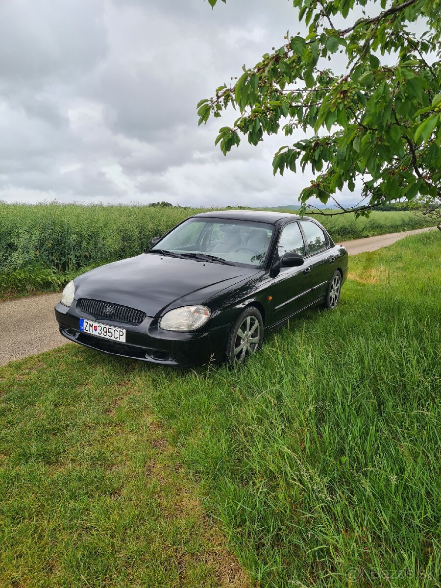 Predám Hyundai Sonata GLS V6 - 2