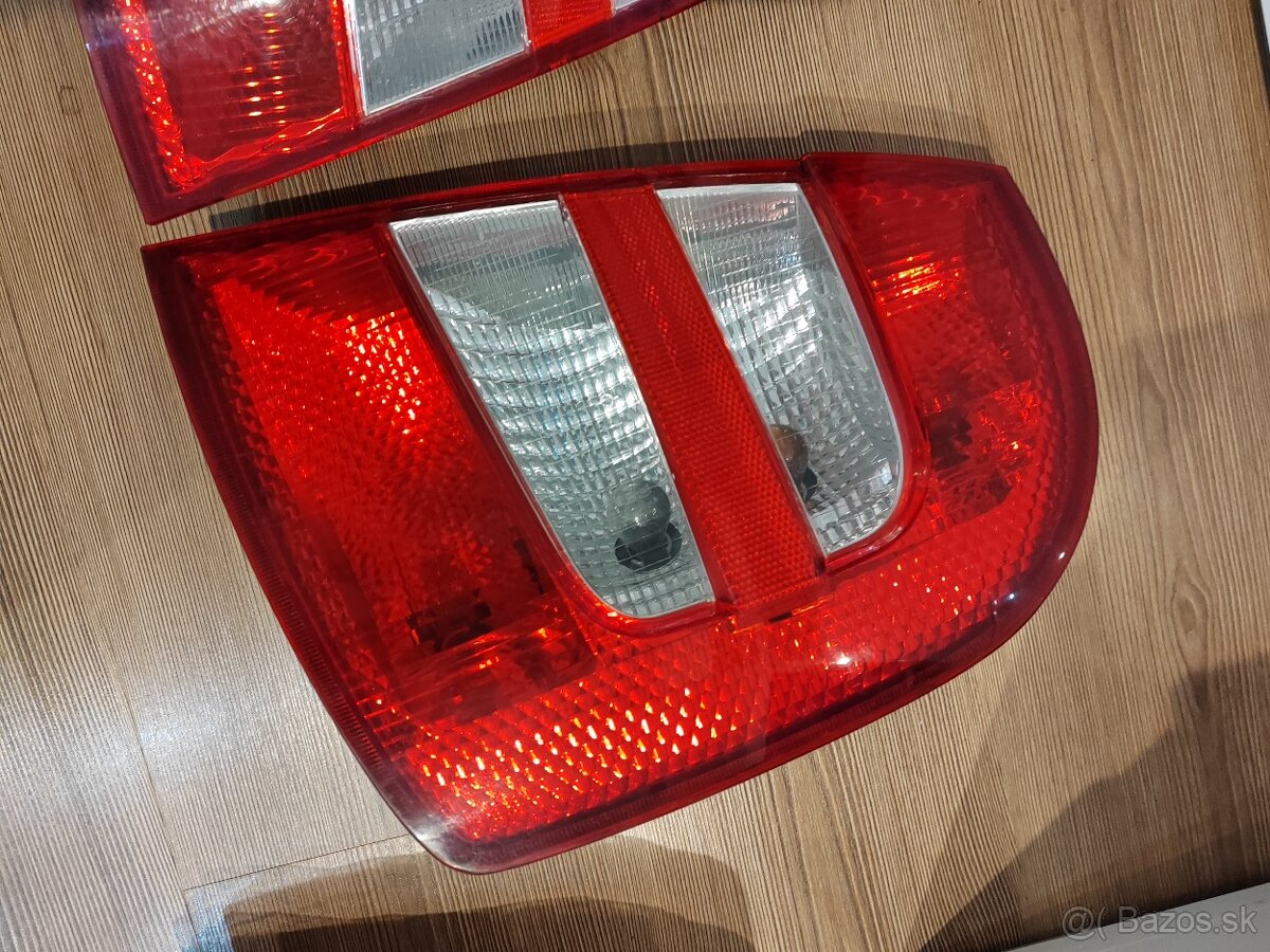 Škoda fabia zadné svetlá - 2