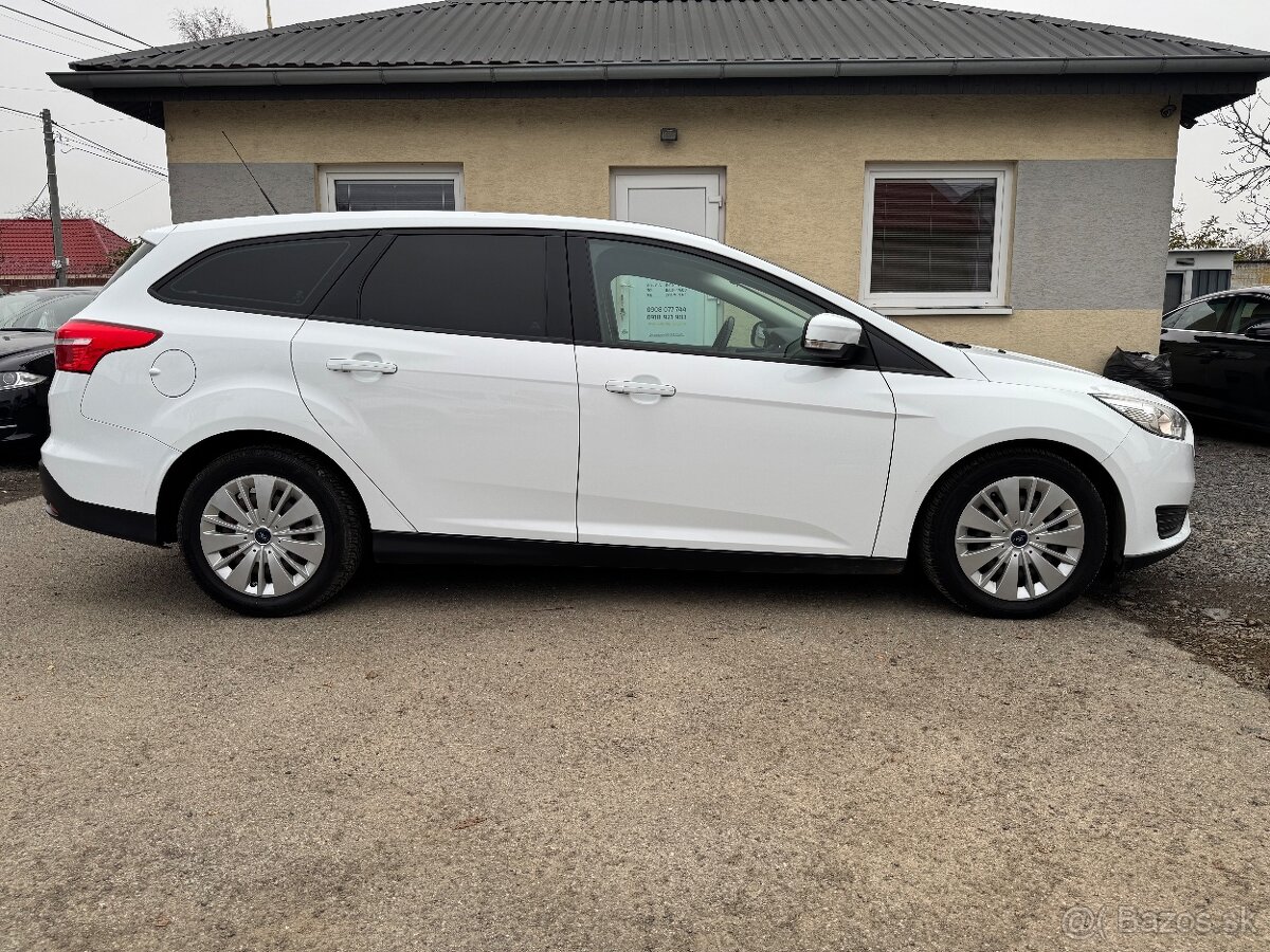Ford Focus Kombi 1.0 EcoBoost - 2