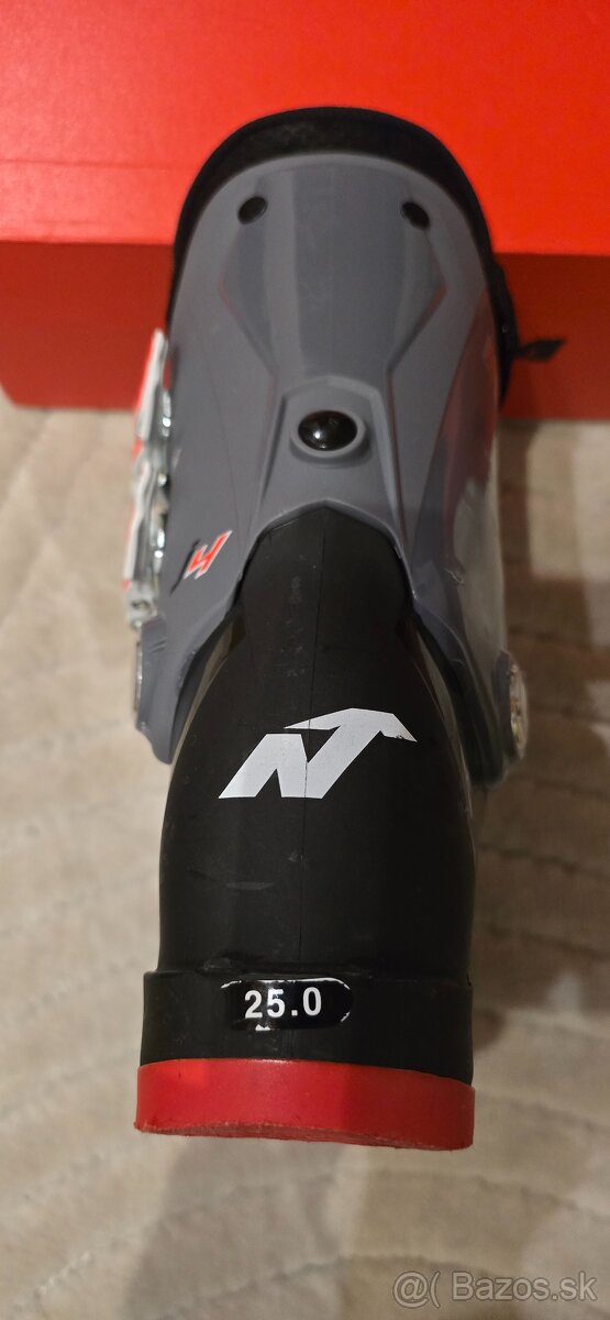 Predám lyžiarky Nordica vel.250 v dobrom stave - 2