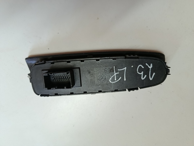 vypinac stahovania okna fiat stilo 20€ - 2