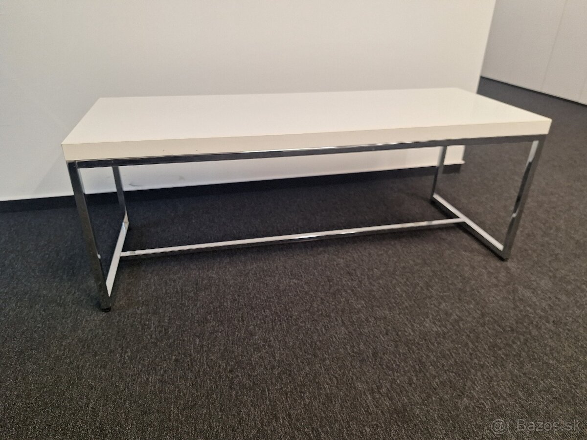 Lavica pre vystavenie – položka 6-11 - 2