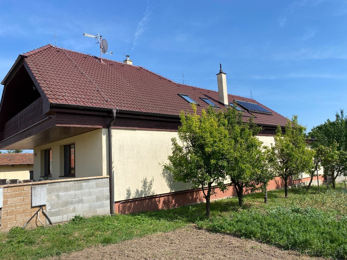 Na predaj štýlový dom s wellnessom v centre Pozby. - 2