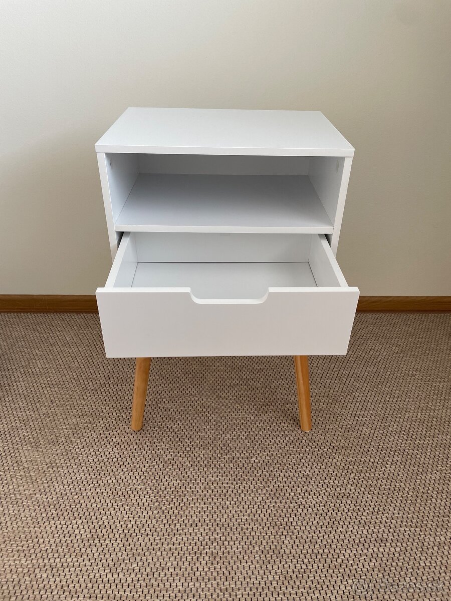 Nočný stolík Xora - 2