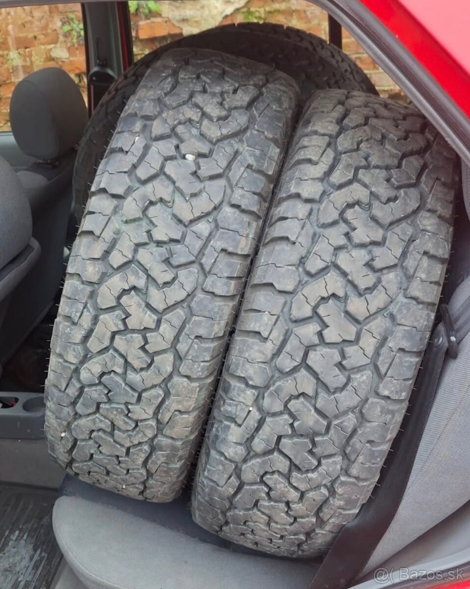 215/70 r16 - 2