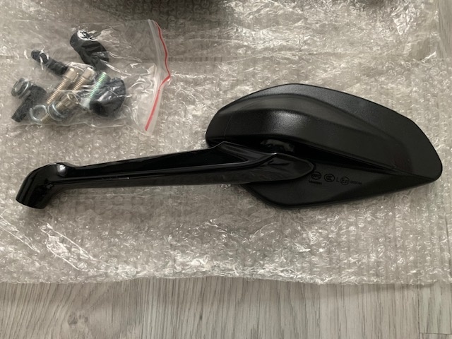 Zrkadlá na Ducati - 2