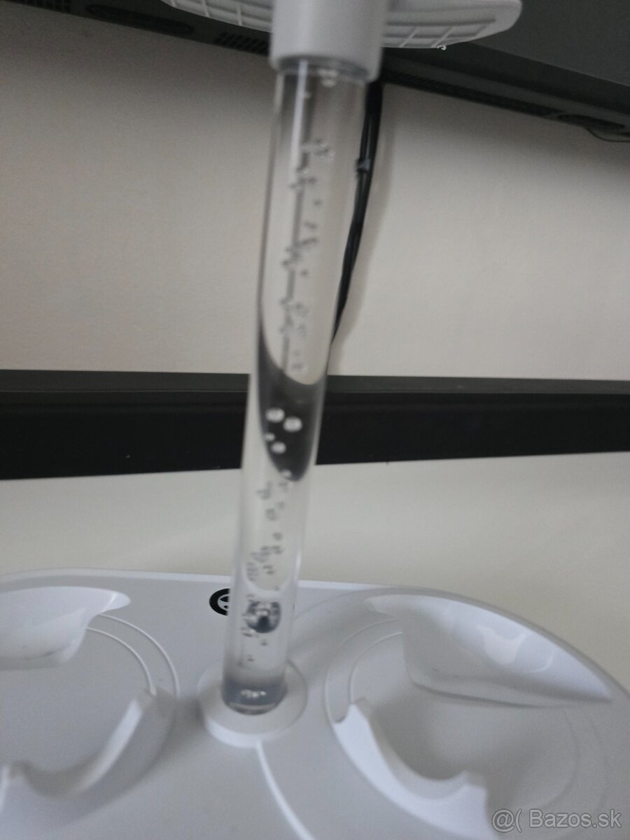 stojan na PSVR2 15e - 2