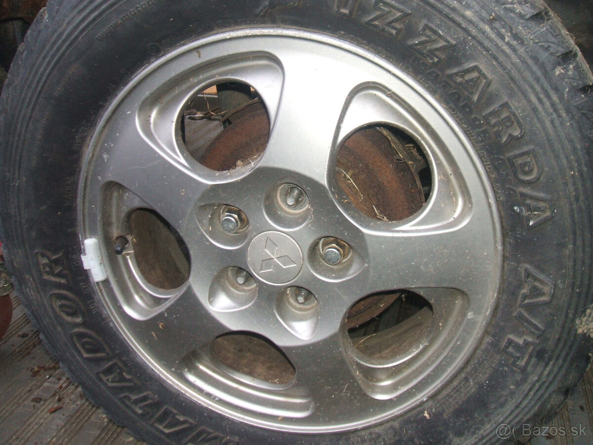 MITSUBISHI PAJERO PININ - 2