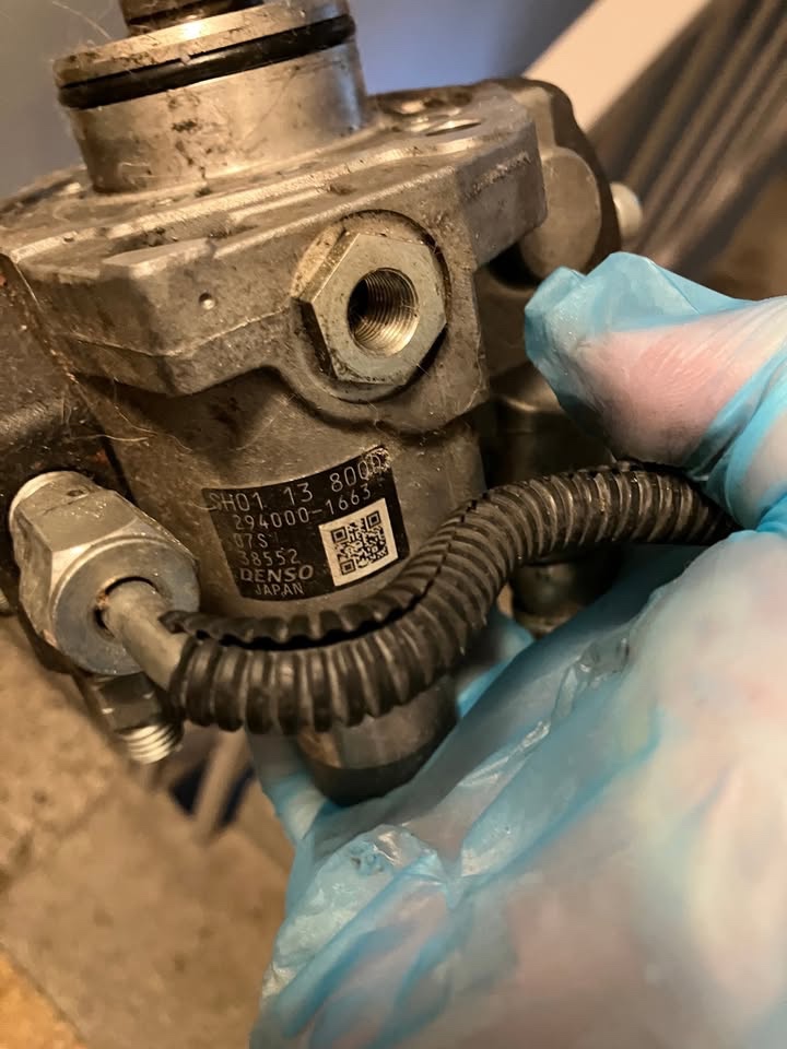 Originálne náhradné diely Mazda 2.2d - 2