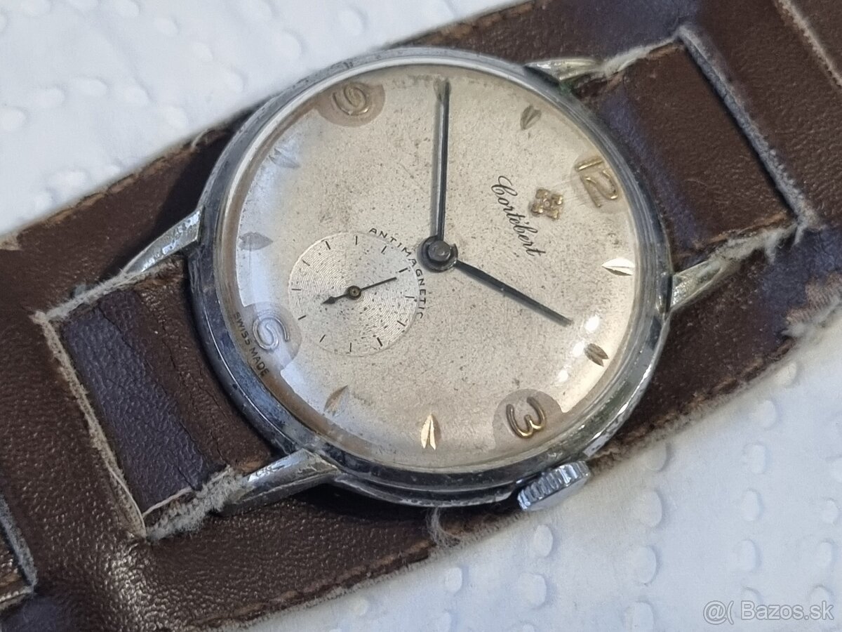 Náramkové hodinky,Cortébert. - 2