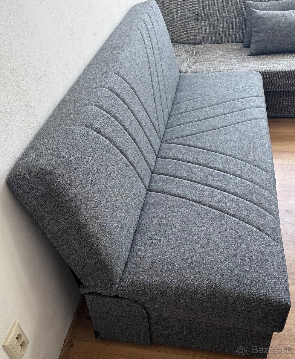 Rozkladacia pohovka - 2