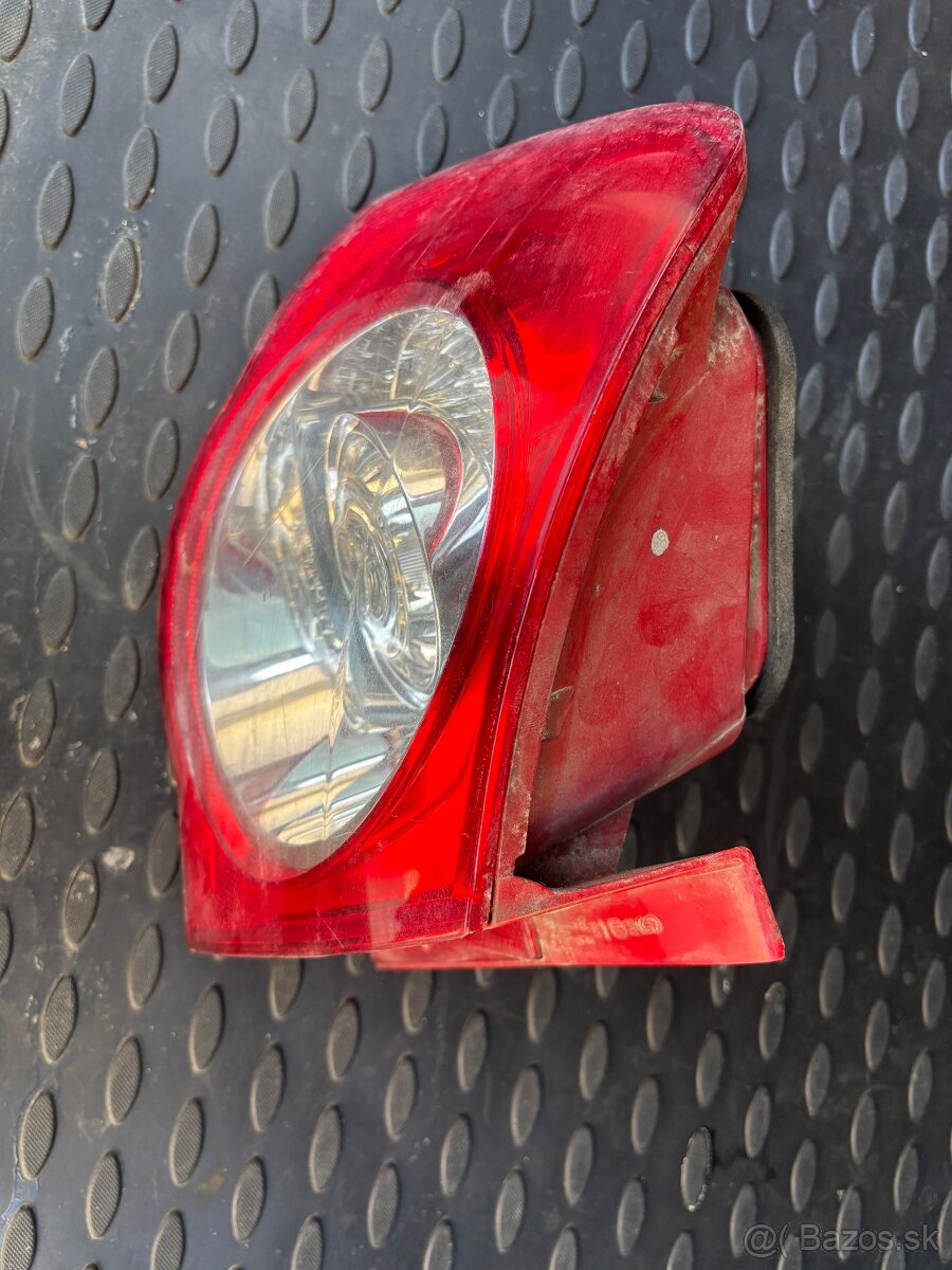 Zadné ľavé svetlo Passat b6 - 2
