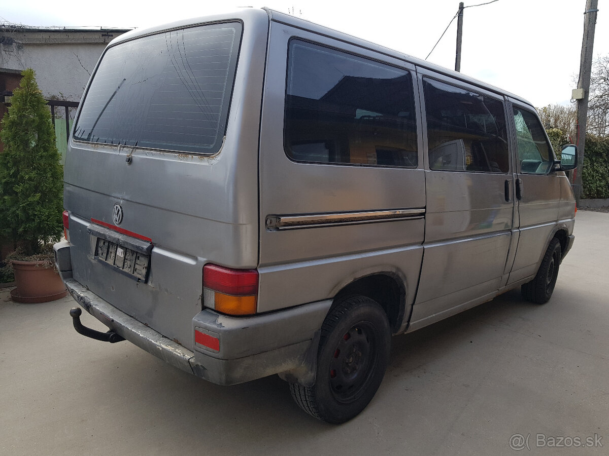 VOLKSWAGEN TRANSPORTER 2,4D 57KW RV.1991 - 2