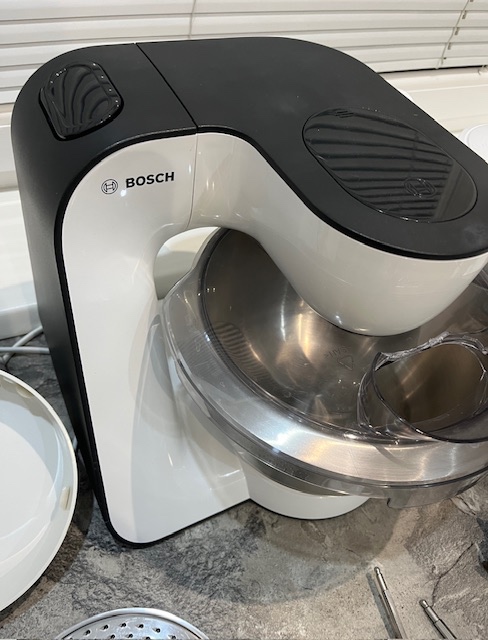 Kuchynský robot Bosch MUM 52131/03 700W - 2
