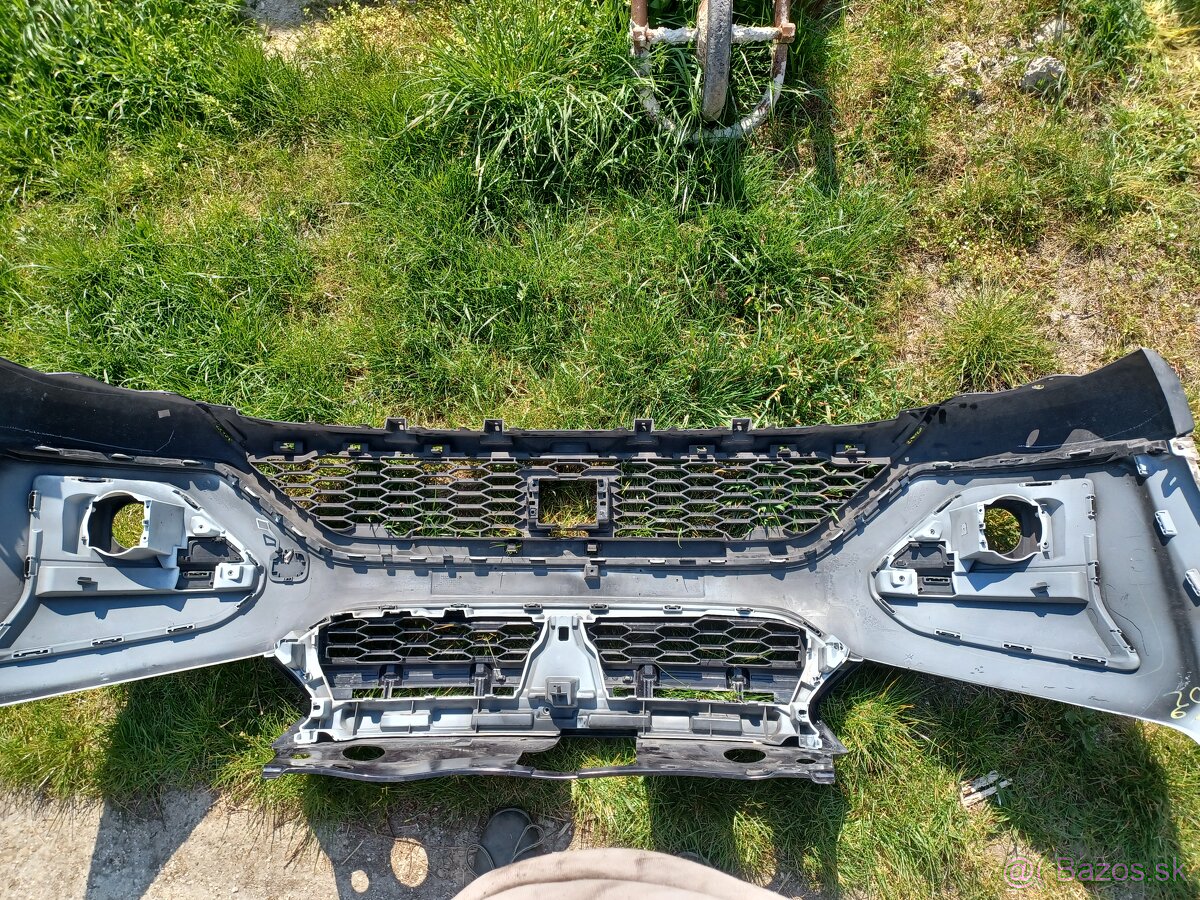 Dacia sandero stepway predný nárazník - 2