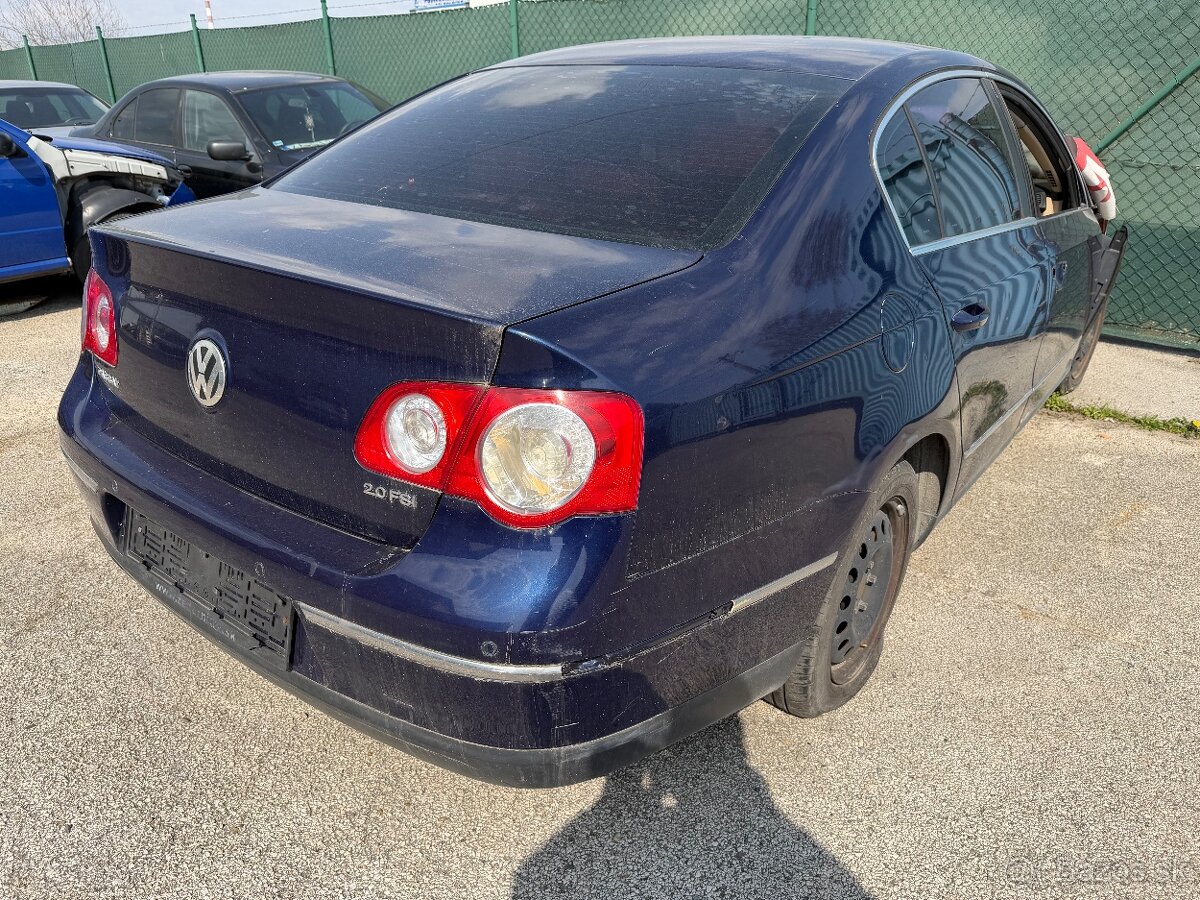 Rozpredam passat B6 2.0FSI - 2
