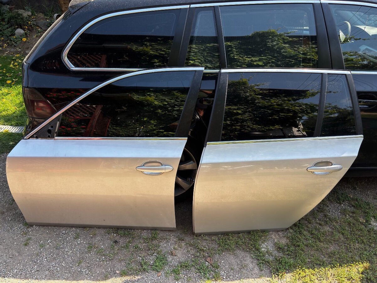 BMW E61 Dvere - 2