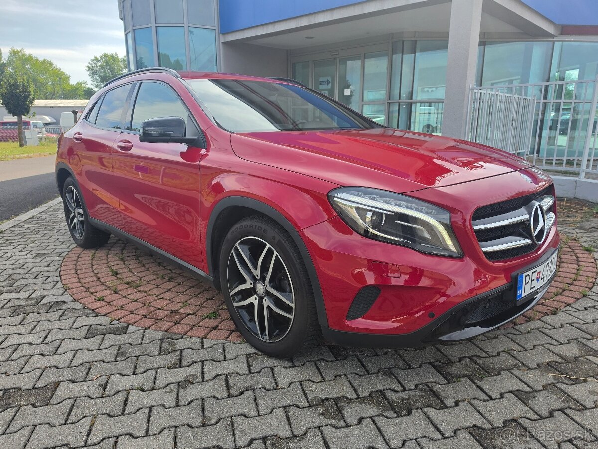 Mercedes-Benz GLA 200 d A/T - 2