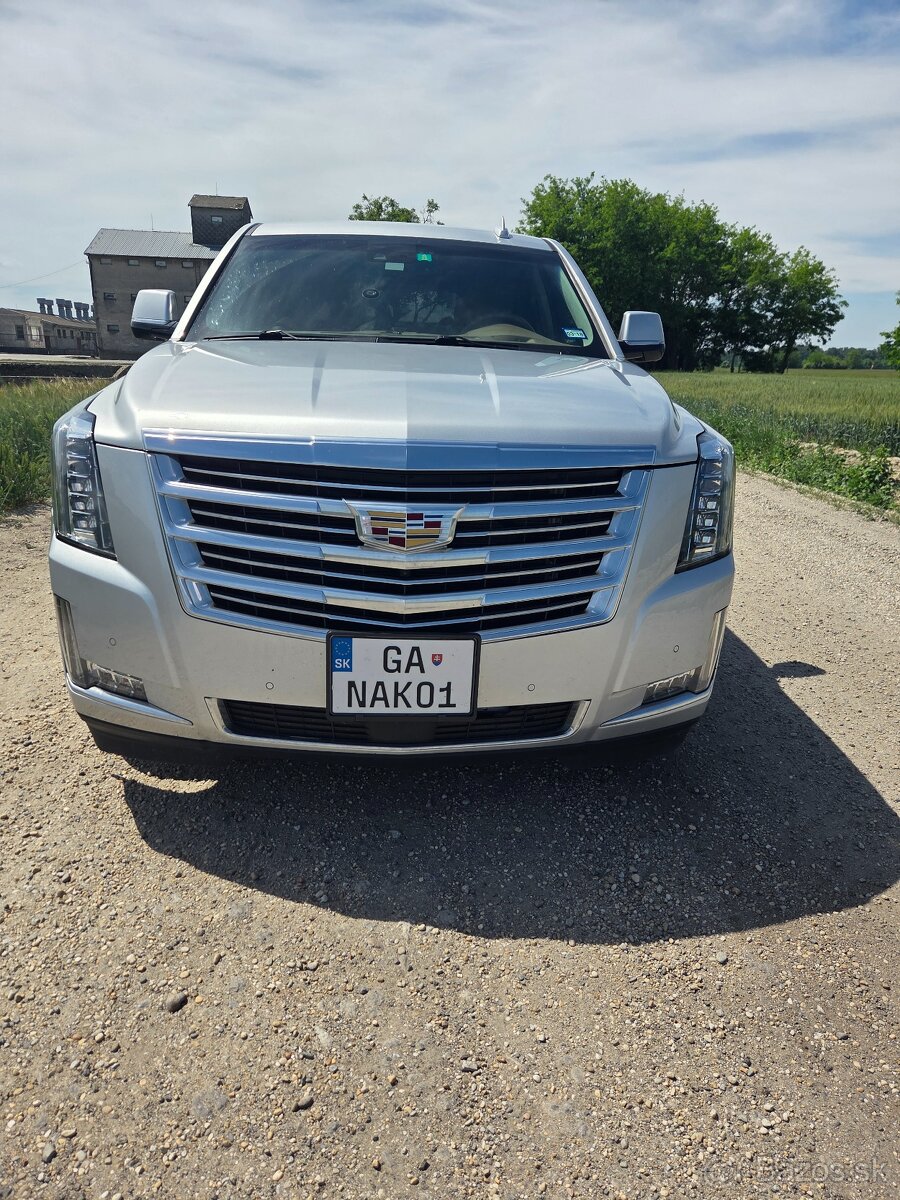 Cadillac Escalade - 2