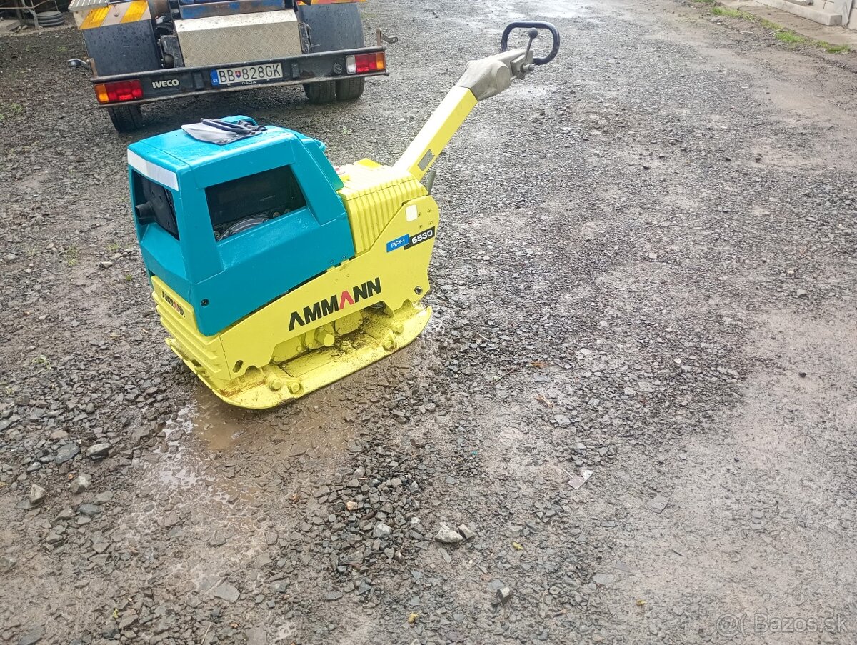 Predám vibračnú dosku AMMANN APH 6530 – 515 kg - 2
