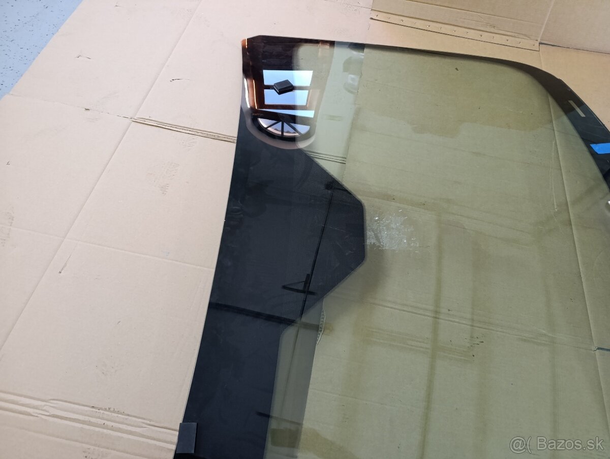 Čelné sklo Ford Transit V363 - 2