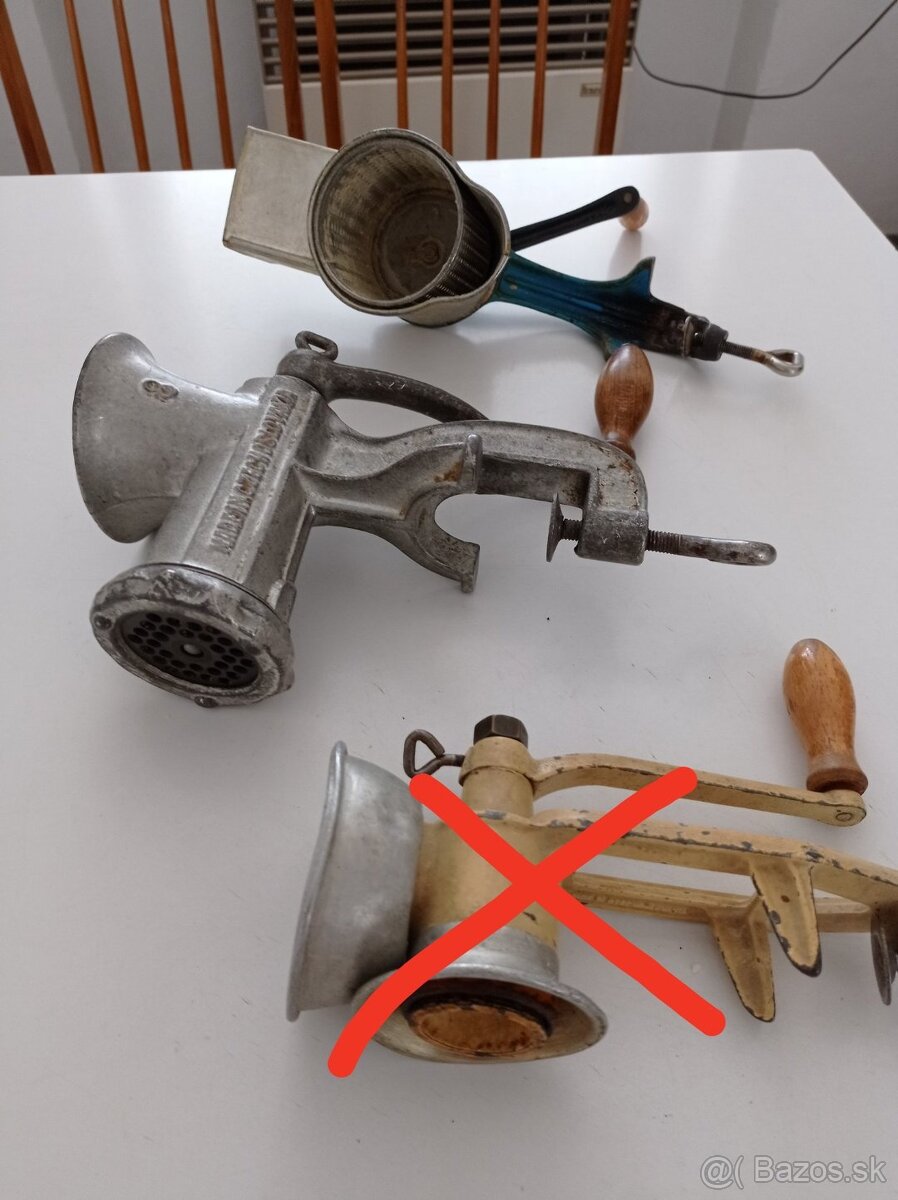 Retro mlynček na orechy / strúhanku, retro mlynček na mäso - 2