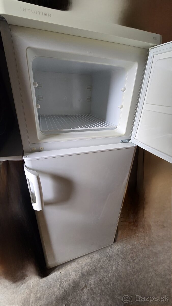 Predám chladničku ELEKTROLUX Intuition - 2