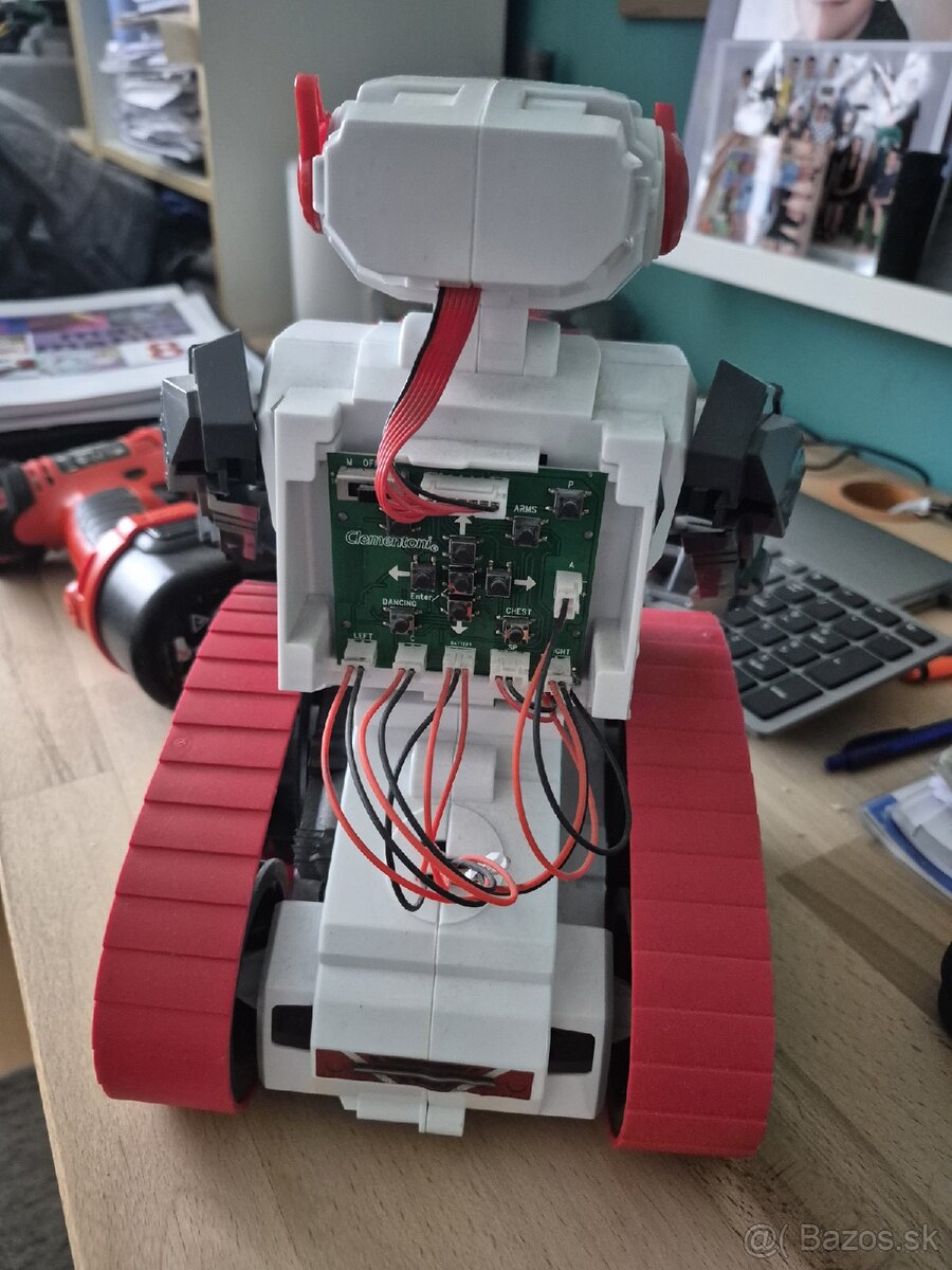 Clementoni Robot Evolution - 2