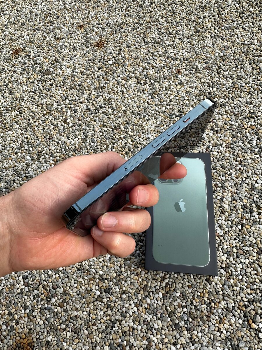 IPhone 13 Pro - baterie 100% - 2