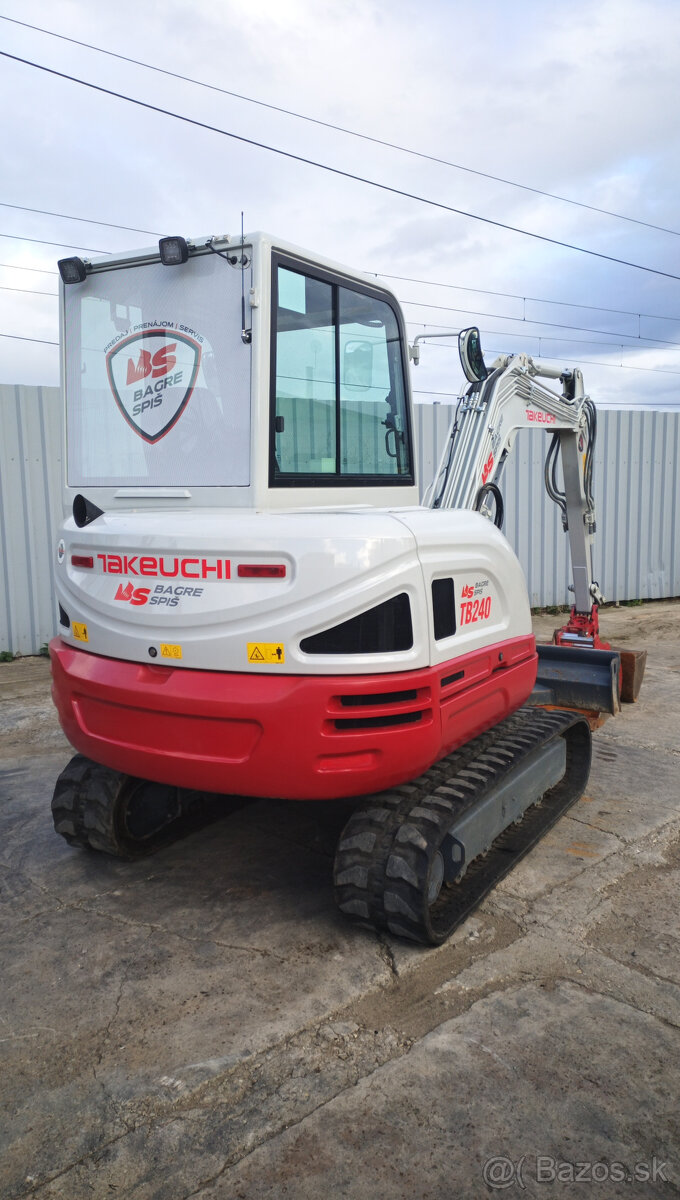 Takeuchi TB240 | 2023 | 712 MTH - 2