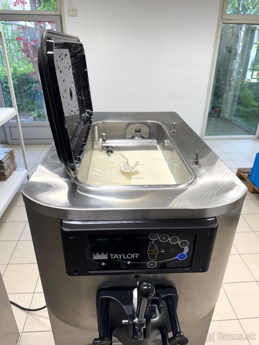 Zmrzlinový stroj Taylor C708, Carpigiani, Cattabriga - 2