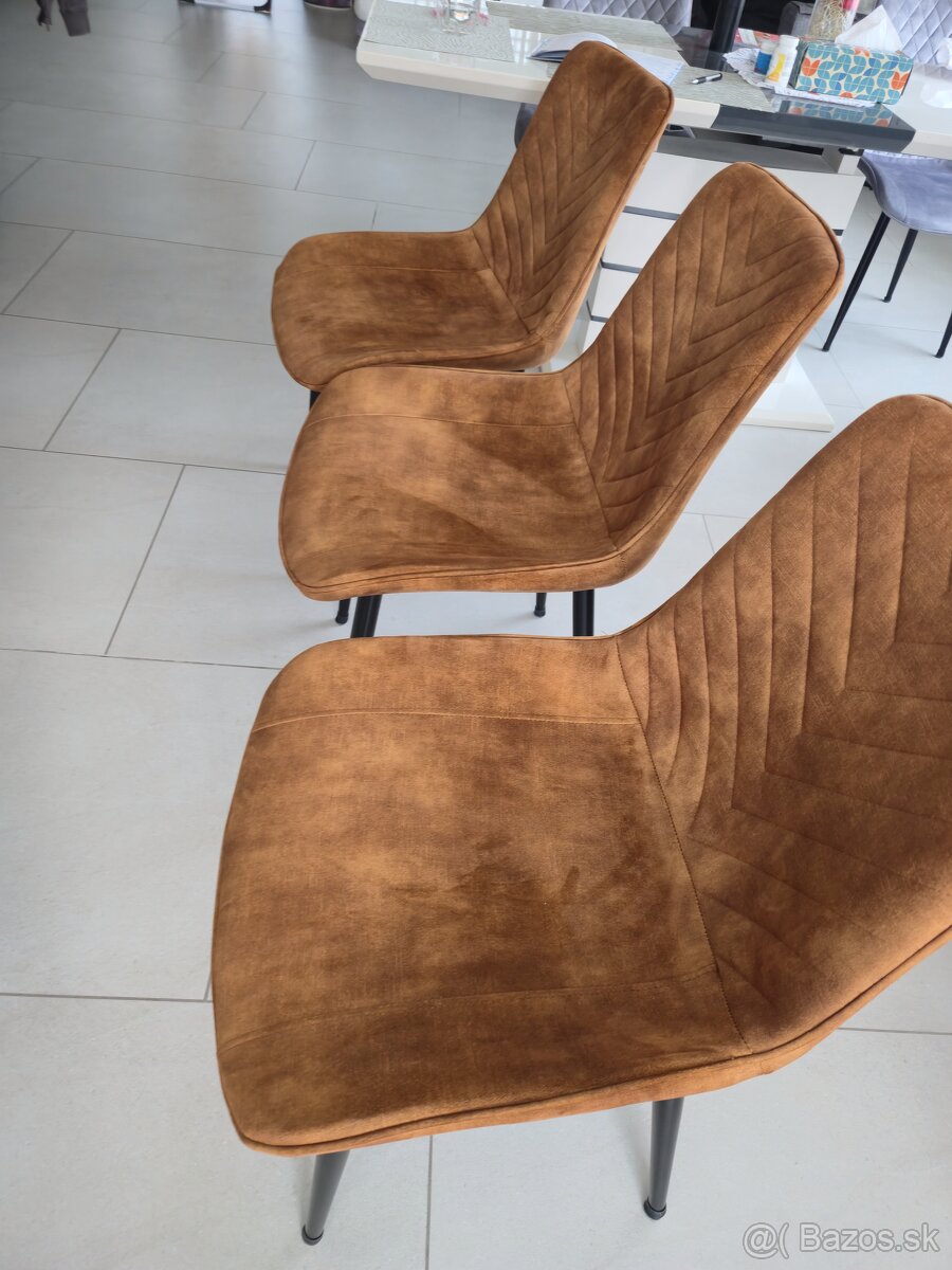 Jedálenske stoličky 3ks - 2