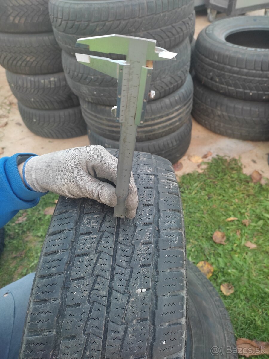 215/70 R15 Hankook zimné - 2