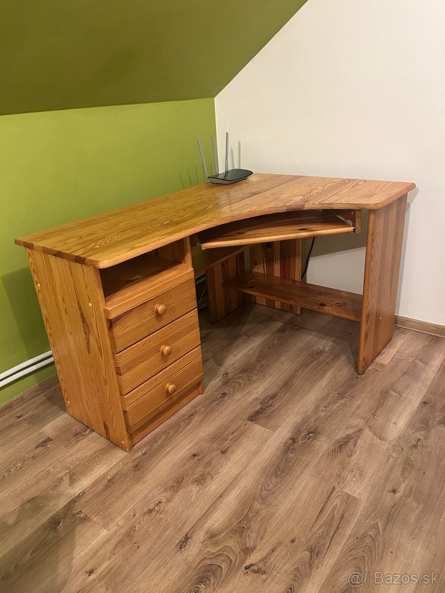 Rohovy pisaci stol - 2