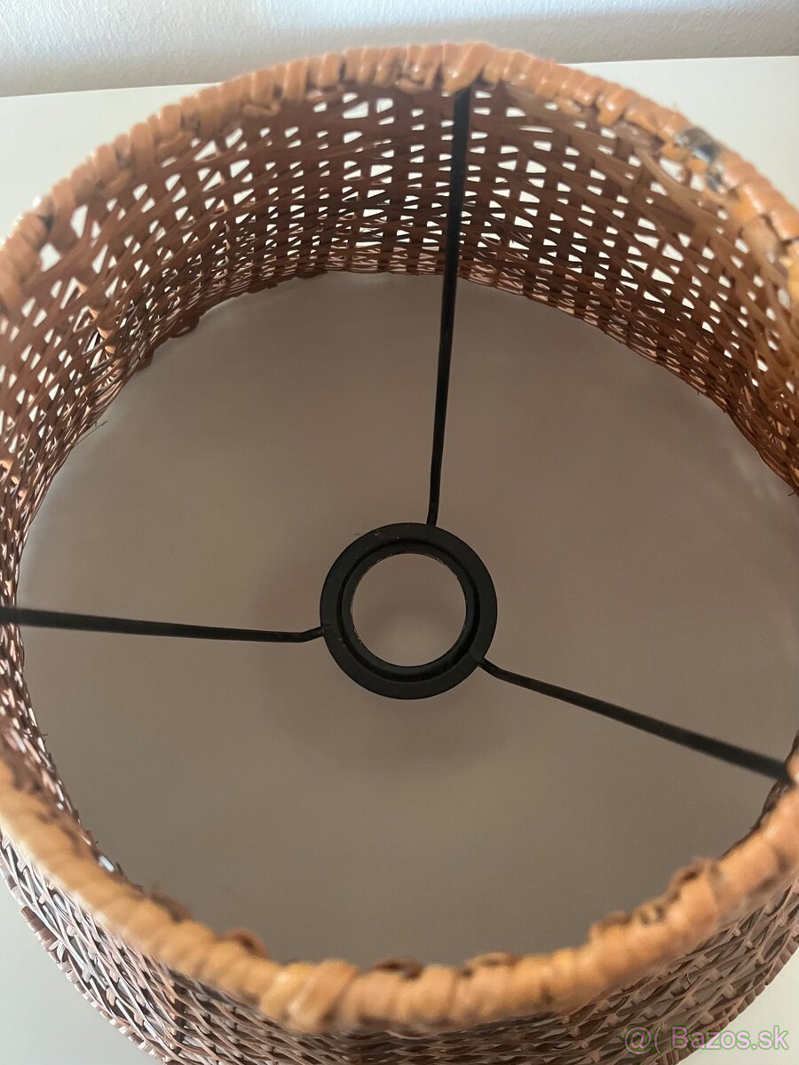Ratanové tienidlo - 2