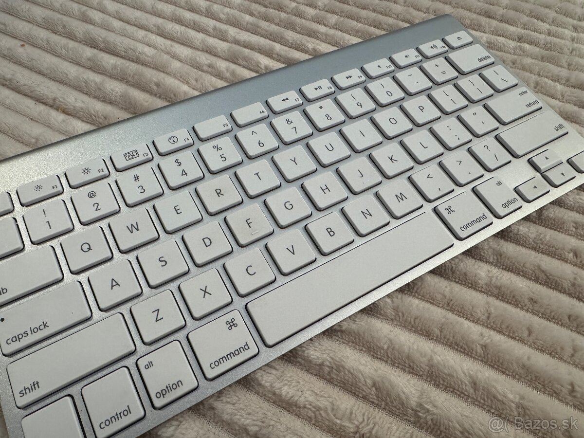 Apple magic keyboard - 2