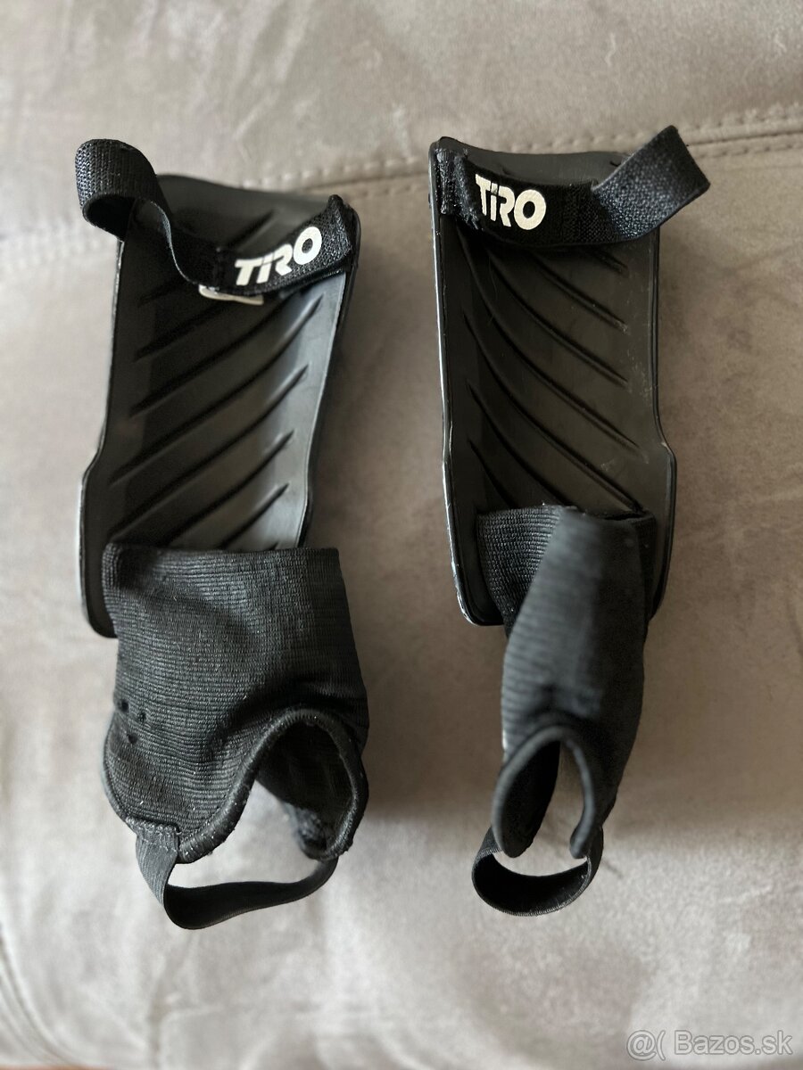 Chrániče adidas - 2