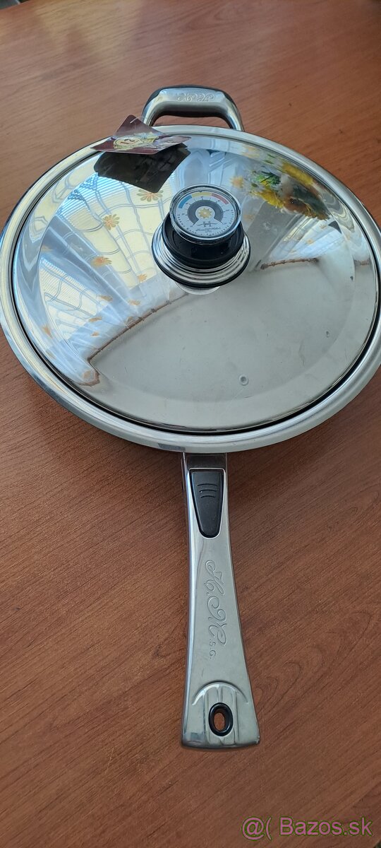 Novy hrniec , panvica Hermann Miller - 2