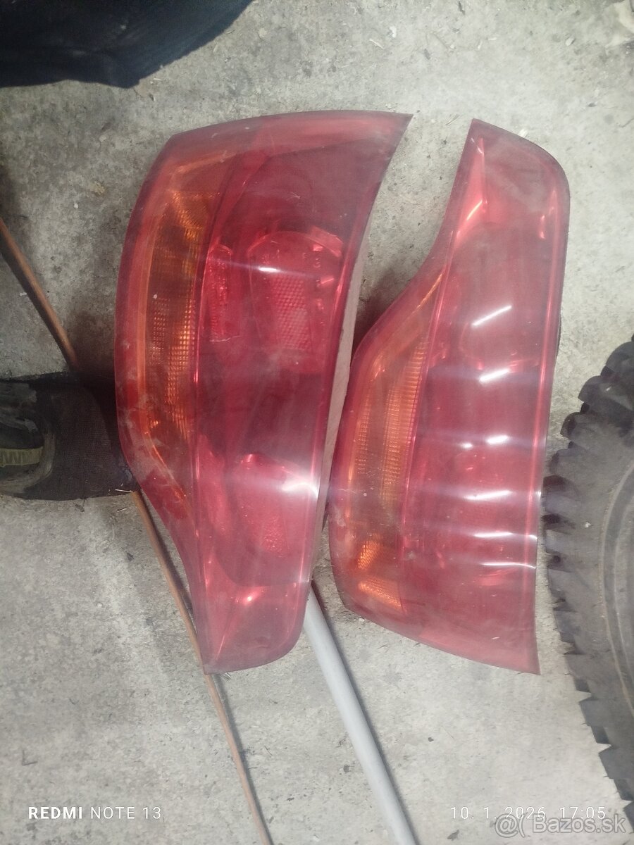 Zadné svetlá Audi Q7 - 2