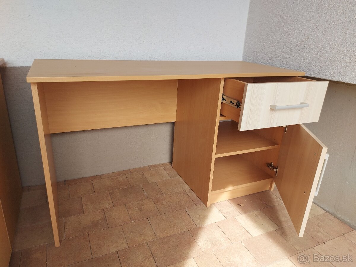 Kancelársky písací stolík - 2