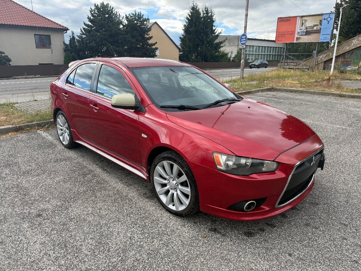 Predám Mitsubishi Lancer 2.0 DID - 2
