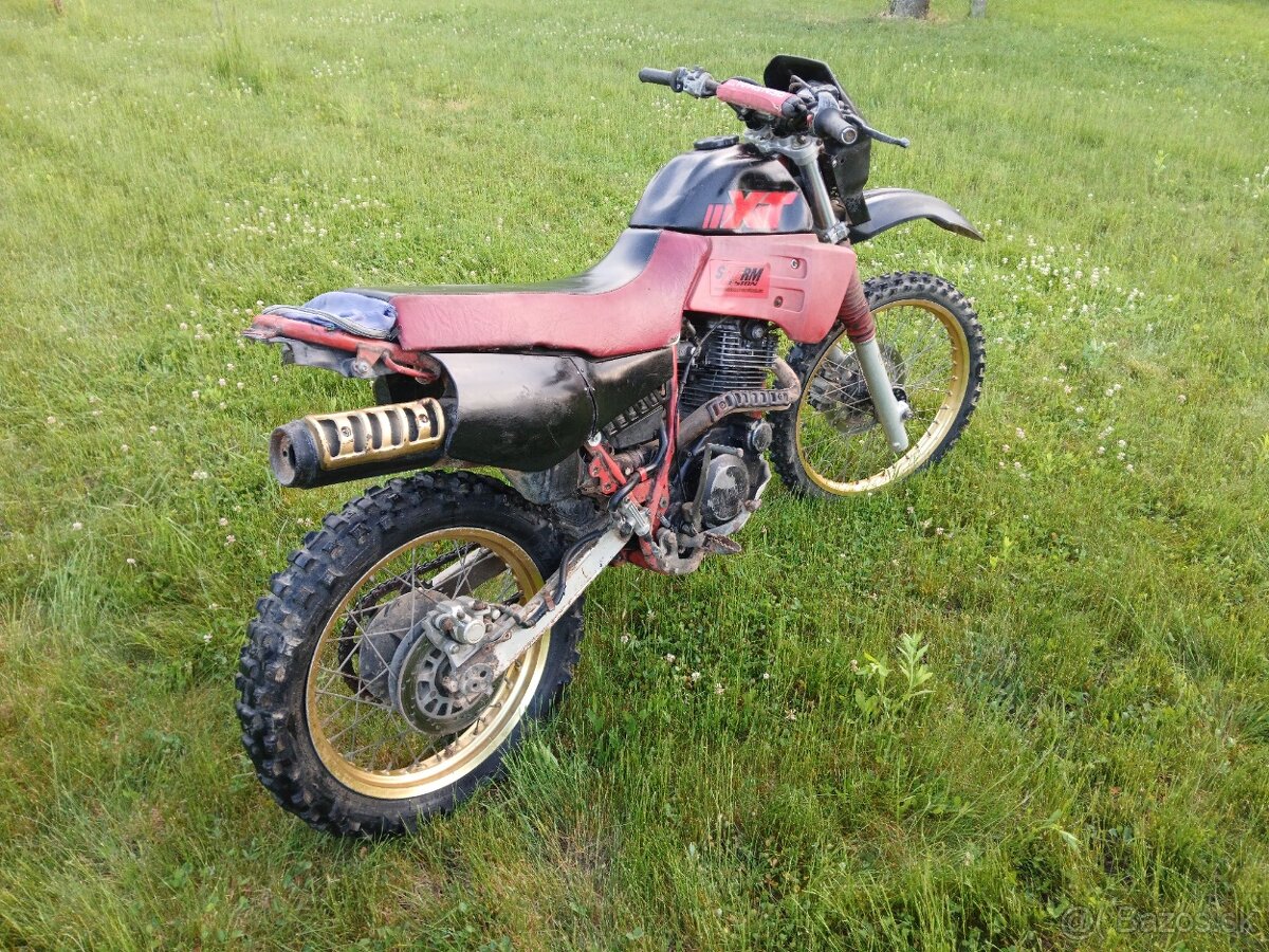 Yamaha xt 600 bez tp