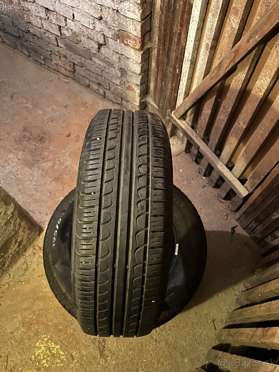 SUPER CENA 195/65 R15 LETNE PNEUMATIKY PIRELLI - 2