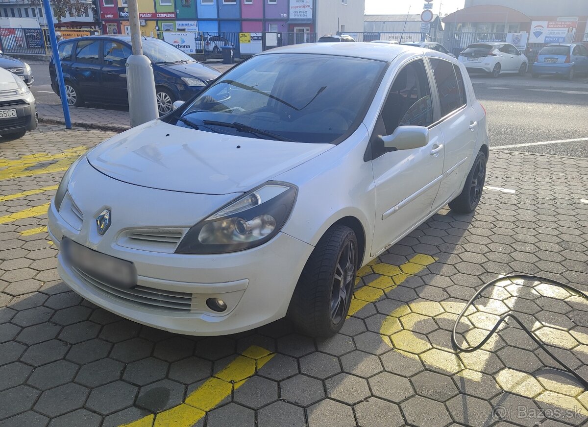 Renault Clio 3 1.5DCI 50KW NOVÁ STK A EK - 2
