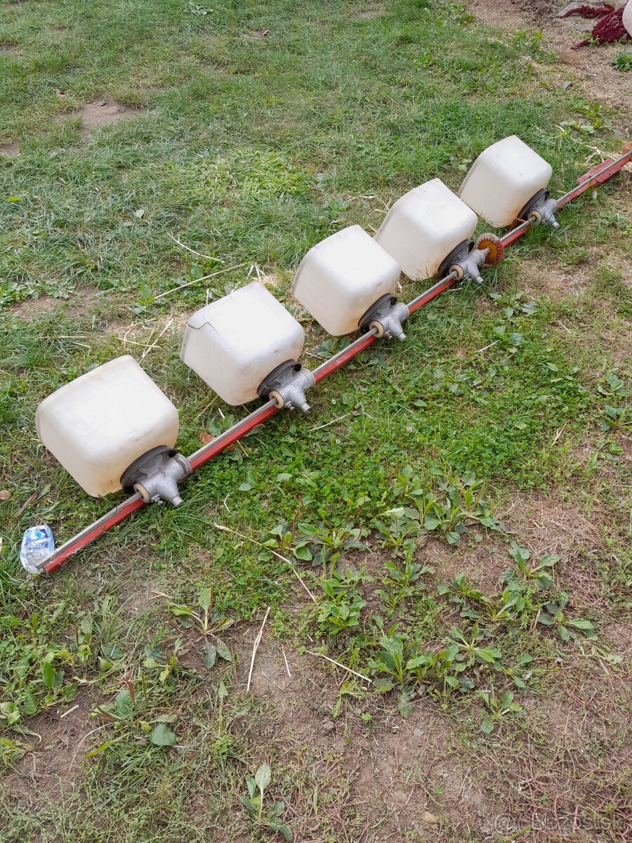 Dávkovač mikrogranúl mikrovysev - 2