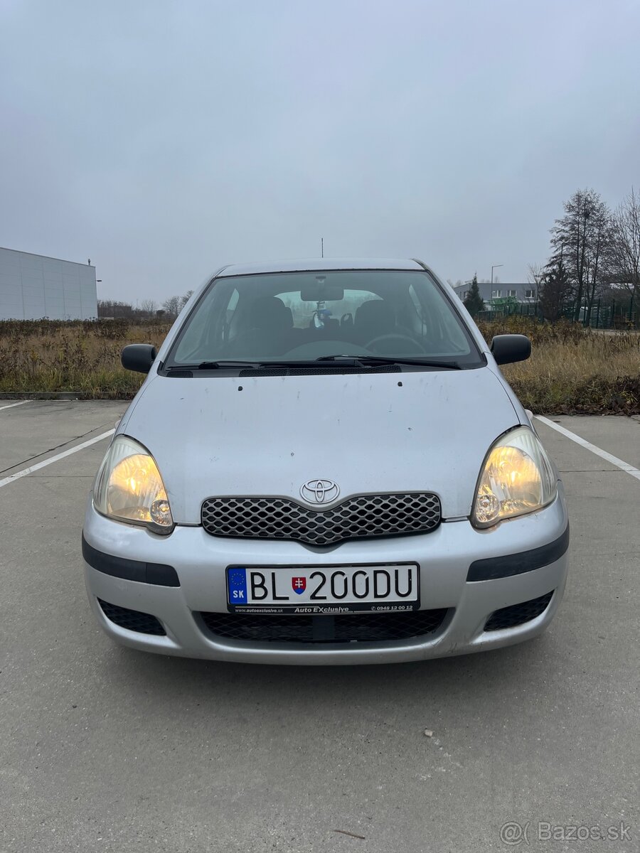 Toyota Yaris 1.0 VVT-i - 2