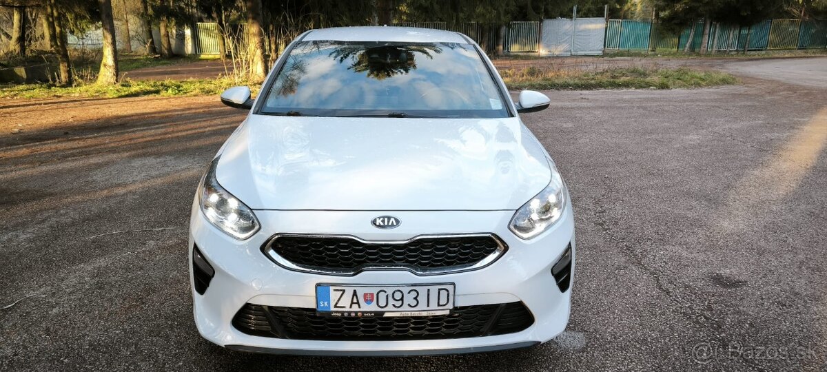 Kia Ceed Hatchback 1.4 T-GDI AUTOMAT - 2
