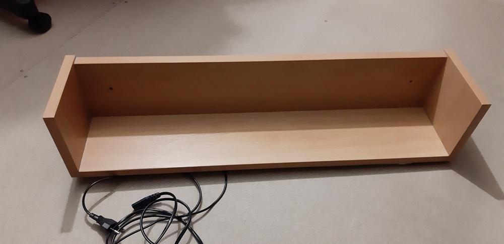 Polička s LED svetlom – buk - 2