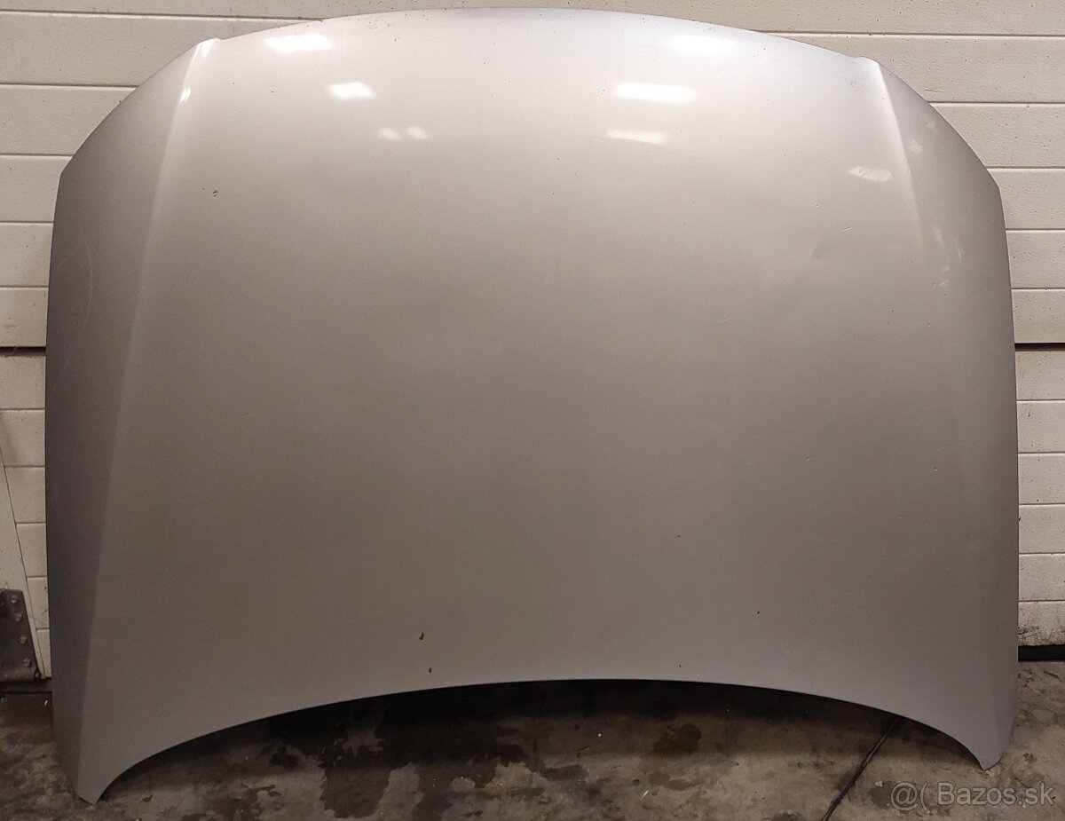 Kapota passat b6 - 2